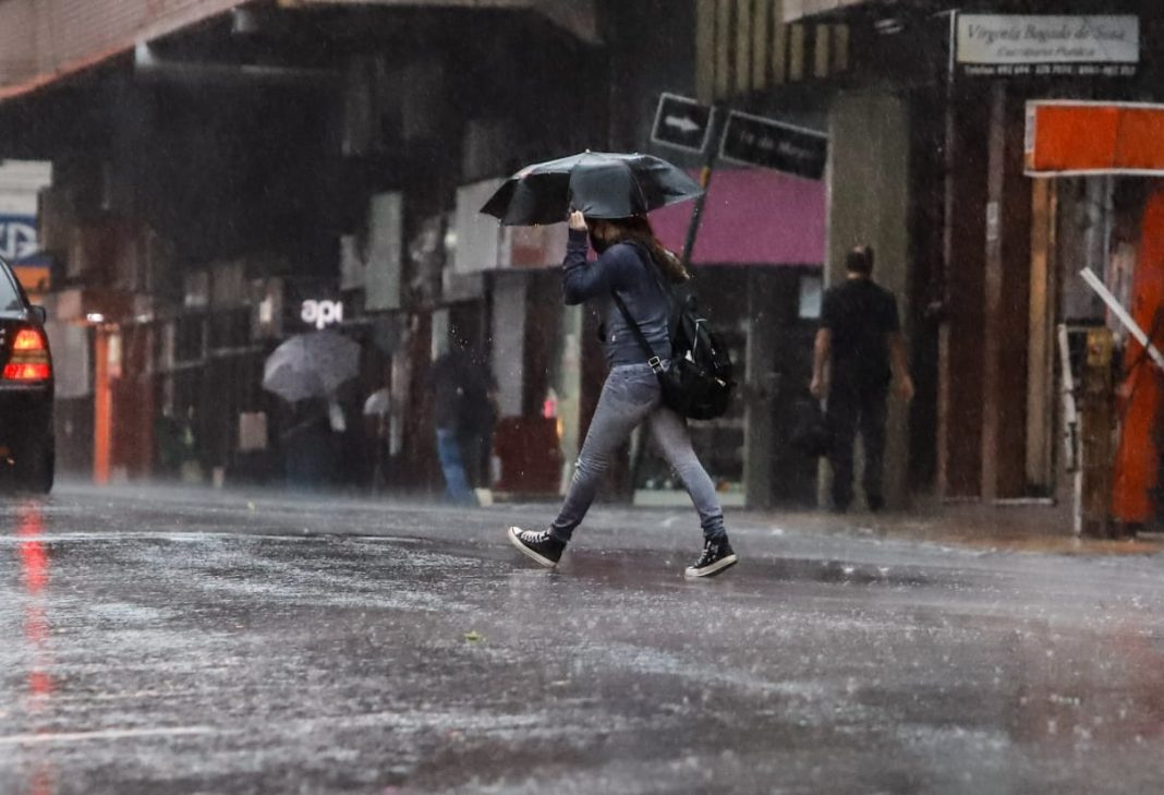 Mañana lluviosa en Asunción. Foto: IP