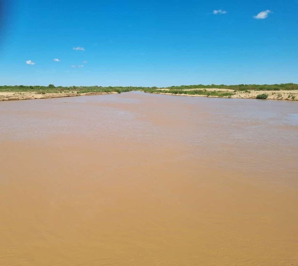 Riadas ingresan más agua al canal del Pilcomayo, pero preocupa la sedimentación